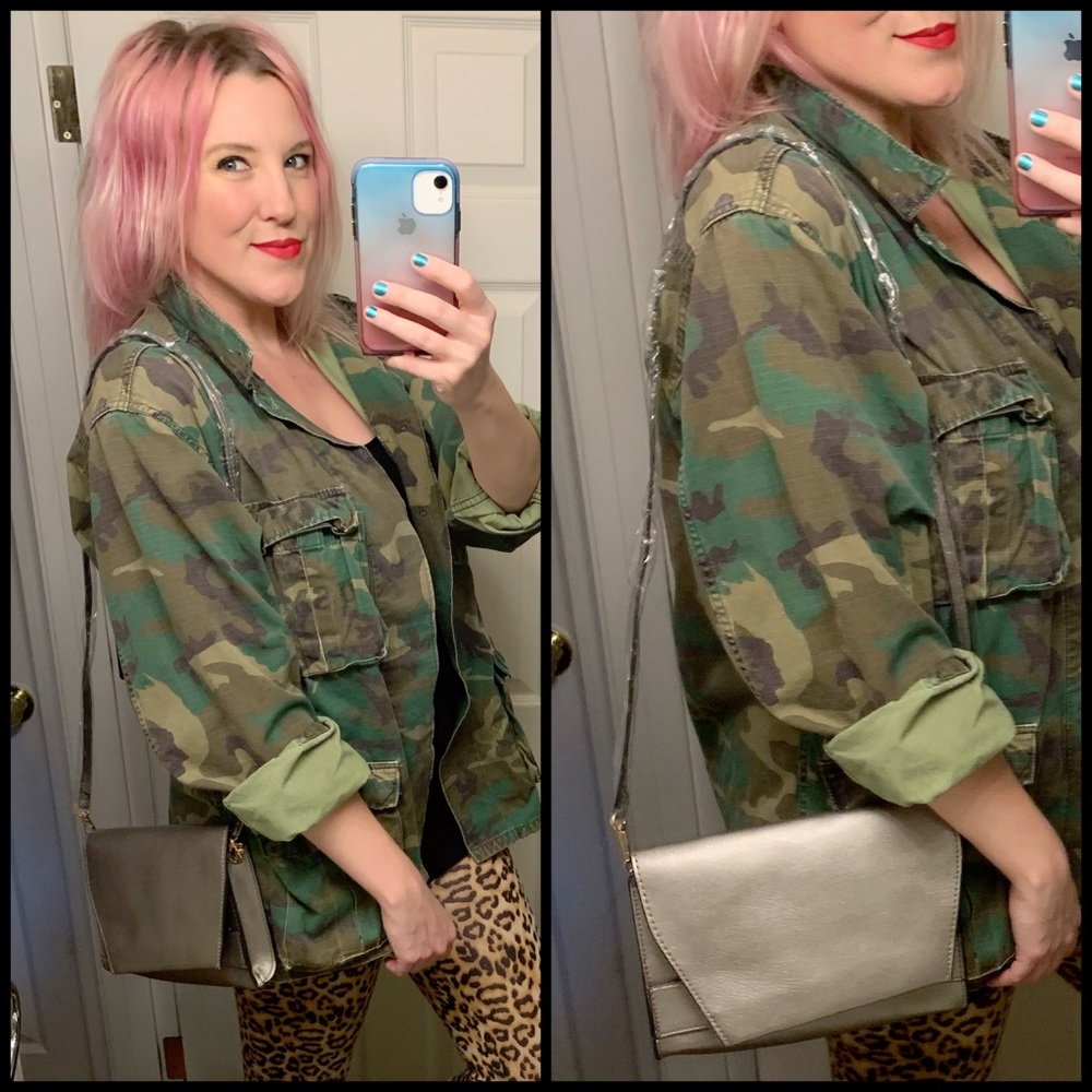 SUMMER & ROSE, metallic crossbody!!